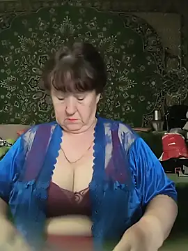 CrystalLime6411 online show from 4, 8, 2026
