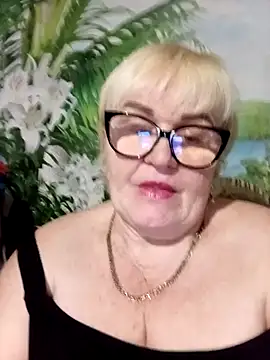 VioletSweet5566 online show from 29, 4, 2026