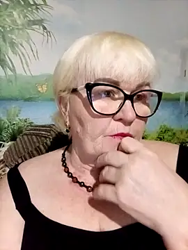 VioletSweet5566 online show from 6, 5, 2026