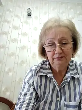 AlikaSwan5821 online show from 19, 11, 2025