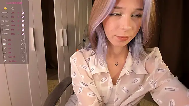 Snapshot of MiSeki chatting on 8, 9, 2025 MiSeki online show from 8, 9, 2025