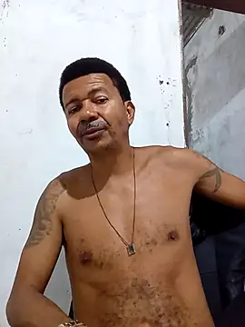 moreno25centimetro online show from 22, 3, 2026