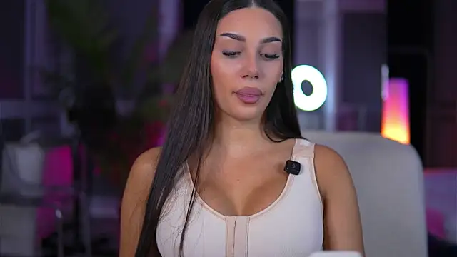 NinaSolenne online show from 24, 7, 2026