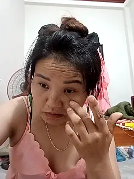 Snapshot of Heulwen-22 chatting on 16, 9, 2025 Heulwen-22 online show from 16, 9, 2025