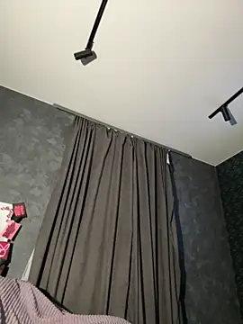 Snapshot of FavoriteKira chatting on 21, 11, 2025 FavoriteKira online show from 21, 11, 2025