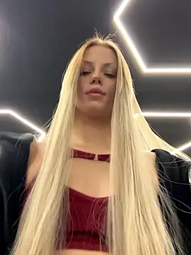 Snapshot of FavoriteKira chatting on 15, 1, 2026 FavoriteKira online show from 15, 1, 2026