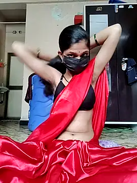 Shivani2002 online show from 18, 9, 2025