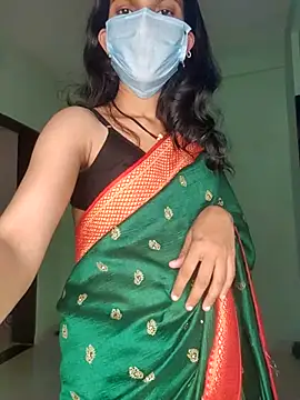 Shivani2002 online show from 17, 2, 2026