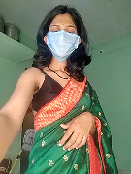 Shivani2002 online show from 20, 2, 2026