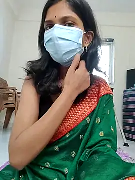 Snapshot of Shivani2002 chatting on 6, 4, 2026 Shivani2002 online show from 6, 4, 2026