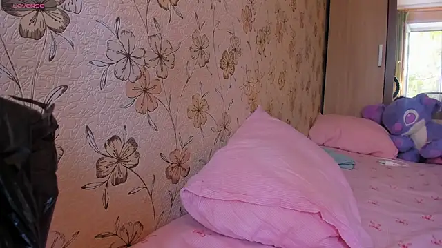 Alice next door online show from 7, 5, 2026