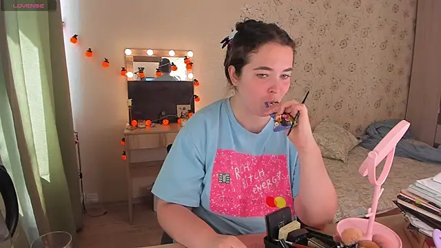 Alice next door online show from 7, 7, 2026