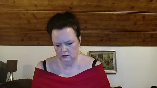 Snapshot of TiffanyMature chatting on 25, 10, 2025 TiffanyMature online show from 25, 10, 2025