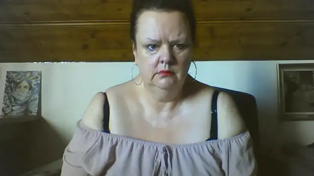 Snapshot of TiffanyMature chatting on 17, 3, 2026 TiffanyMature online show from 17, 3, 2026