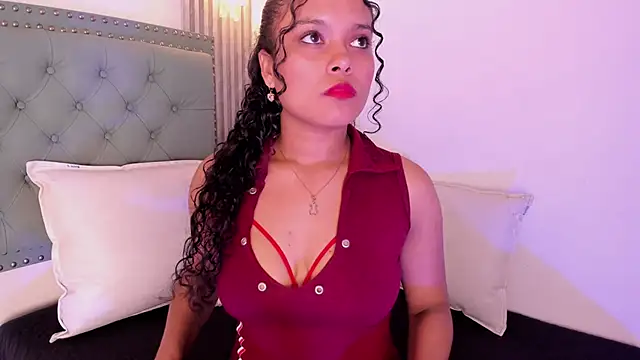 ValeriaJulio  online show from 11, 11, 2025