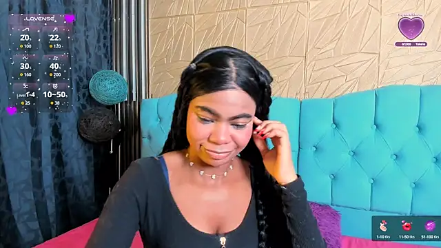 Luna Colinns online show from 9, 9, 2025