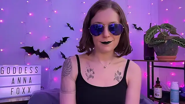 mistressannafoxx online show from 21, 11, 2025