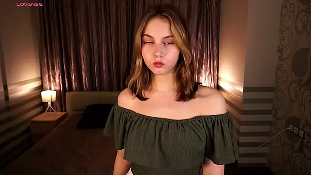 NylaNadler online show from 20, 10, 2025