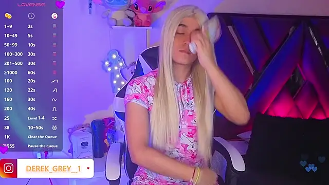 derek greyy  online show from 11, 10, 2025