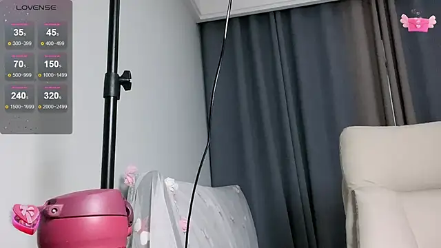 Amy-i online show from 10, 9, 2025