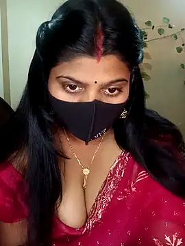 Snapshot of reena502 chatting on 15, 12, 2025 reena502 online show from 15, 12, 2025