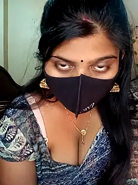 Snapshot of reena502 chatting on 21, 12, 2025 reena502 online show from 21, 12, 2025