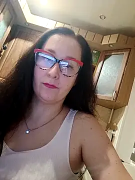 Snapshot of Amandda_ chatting on 26, 11, 2025 Amandda online show from 26, 11, 2025