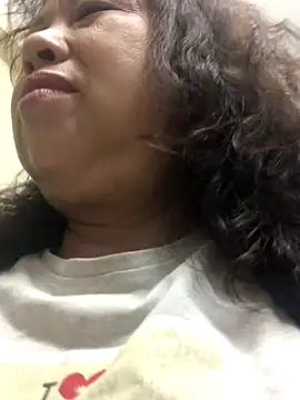 Hoanguyenn online show from 4, 11, 2025