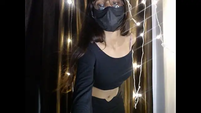 Snapshot of _kamyaa09 chatting on 30, 10, 2025  kamyaa09 online show from 30, 10, 2025