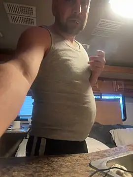 Snapshot of speakonit chatting on 8, 11, 2025 speakonit online show from 8, 11, 2025