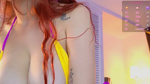 EmmaaCastro online show from 28, 7, 2026