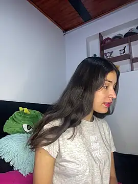 hotwife26 online show from 3, 5, 2026