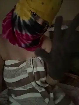 Snapshot of crazy111girl chatting on 12, 2, 2026 crazy111girl online show from 12, 2, 2026