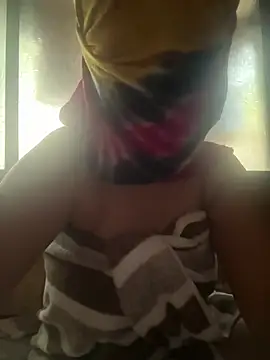 Snapshot of crazy111girl chatting on 20, 2, 2026 crazy111girl online show from 20, 2, 2026