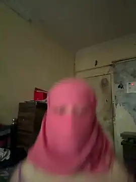 Snapshot of crazy111girl chatting on 11, 3, 2026 crazy111girl online show from 11, 3, 2026