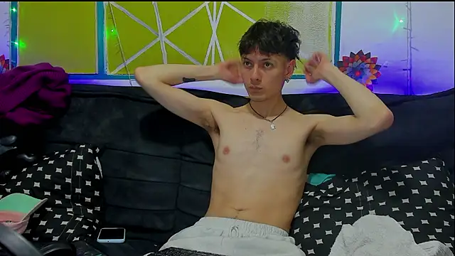 Snapshot of Dioniso_guy8 chatting on 18, 2, 2026 Dioniso guy8 online show from 18, 2, 2026