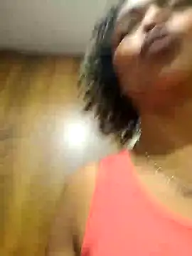 Snapshot of BiiancaEstradaa chatting on 18, 10, 2025 BiiancaEstradaa online show from 18, 10, 2025