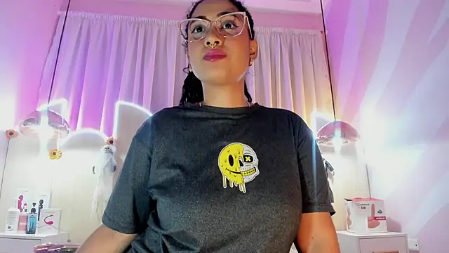 Lushi Love online show from 19, 10, 2025