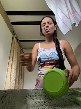 Mia jhoonson online show from 7, 2, 2026