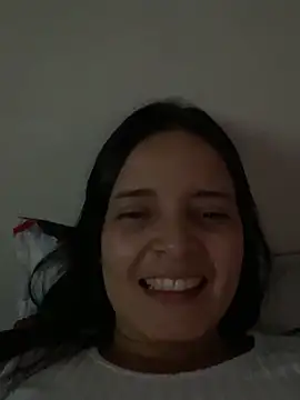 Mia jhoonson online show from 15, 2, 2026