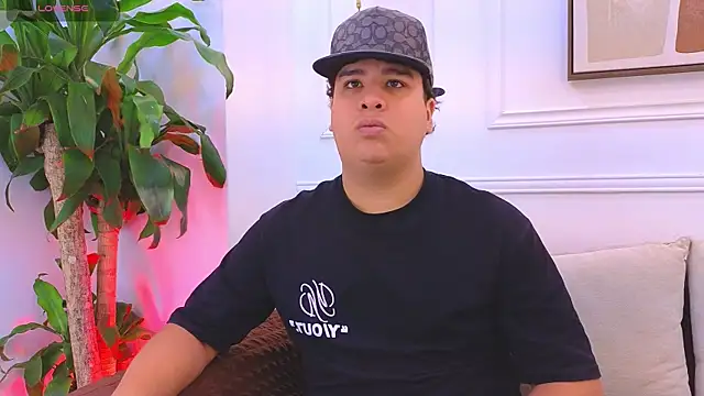 Naim Bennetsex online show from 2, 7, 2026