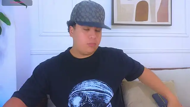 Naim Bennetsex online show from 3, 8, 2026