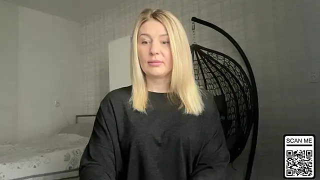 Blondie xoxoxo online show from 29, 3, 2026