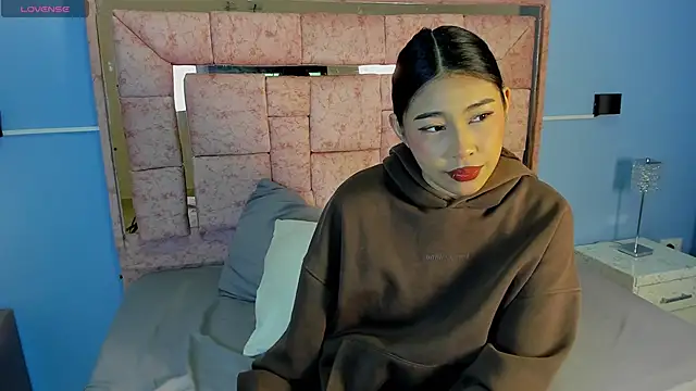 LICKY LOV online show from 24, 10, 2025