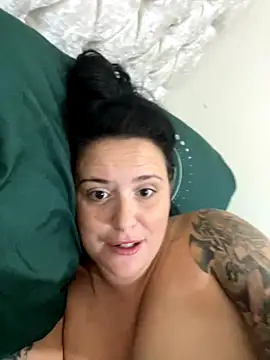 Snapshot of Charsworld chatting on 9, 9, 2025 Charsworld online show from 9, 9, 2025