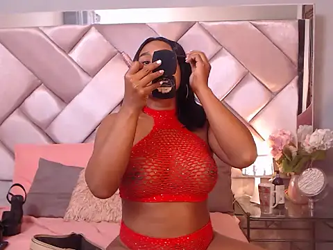 Snapshot of Ashleyroberst chatting on 3, 12, 2025 Ashleyroberst online show from 3, 12, 2025