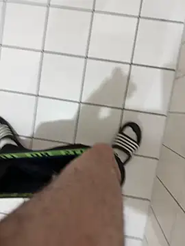 Dicksxd online show from 2, 5, 2026