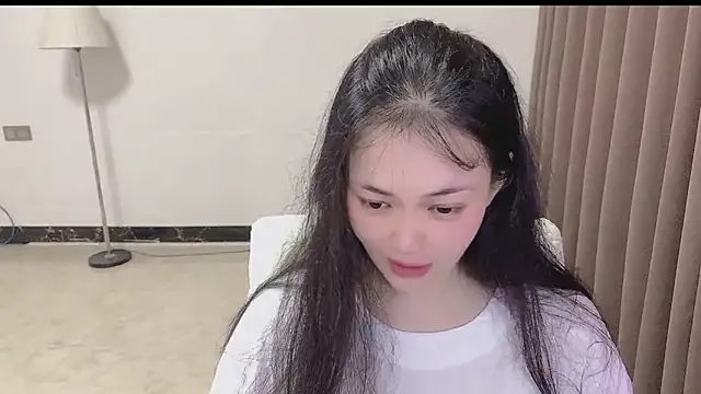 Snapshot of zora-168 chatting on 18, 10, 2025 zora-168 online show from 18, 10, 2025