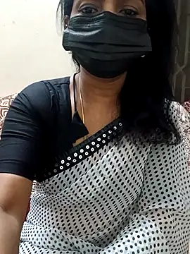 Snapshot of Rithya27 chatting on 18, 10, 2025 Rithya27 online show from 18, 10, 2025