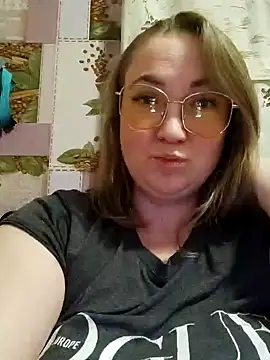 Snapshot of Kiss_Eva chatting on 5, 1, 2025 Kiss Eva online show from 5, 1, 2025